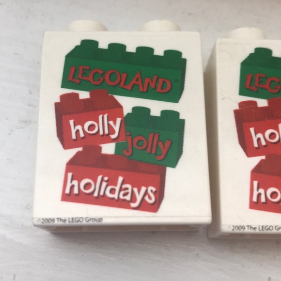 Legoland Holly Jolly Holidays Collector bricks x3 - Picture 3 of 4